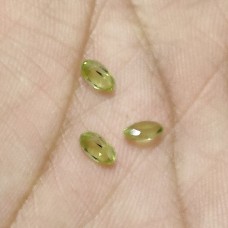 Peridot 5x3mm oval facet  0.27 cts